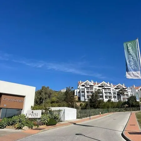 Golf, Sea And Mountain Views