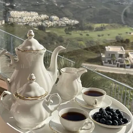 Golf, Sea And Mountain Views *